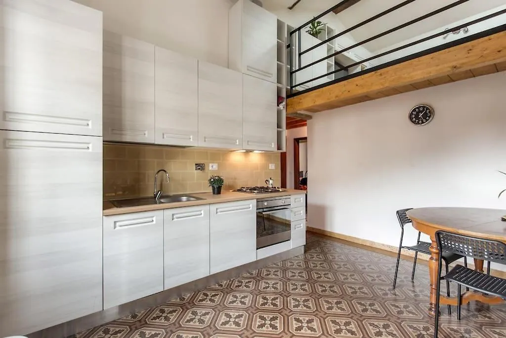 Lorenzo Magnifico Typical Home Heart Of Florence Italy
