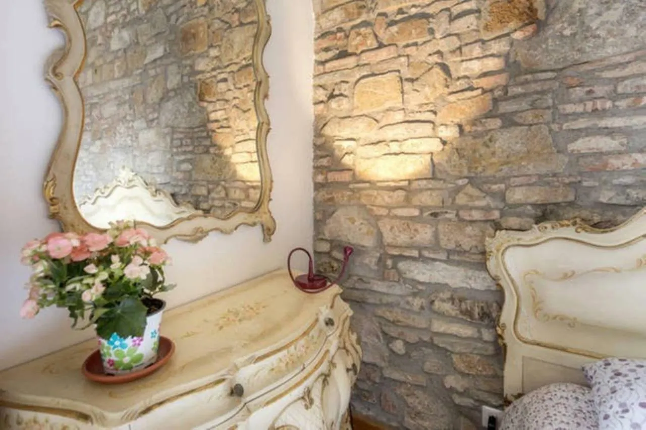 Lorenzo Magnifico Typical Home Heart Of Florence Apartment